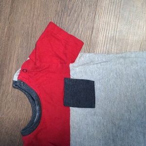 DKNY Size 12M Red, Gray and Blue Short Sleeve Tee Shirt